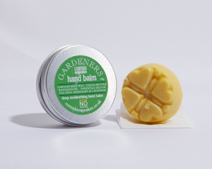 Cornish Soapcakes - On White Pack Shots - photography by Peaches Media