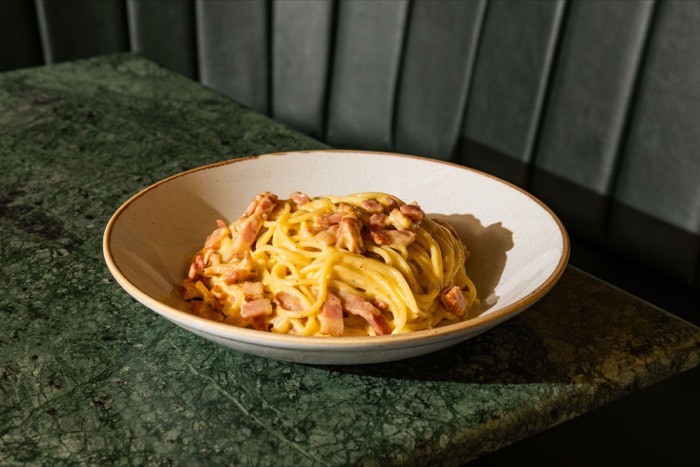 Rakuda - Deliveroo - photography by Peaches Media