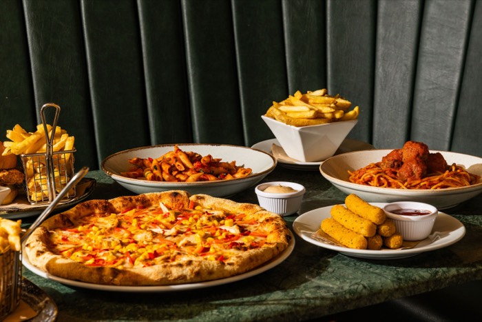 Rakuda - Deliveroo - photography by Peaches Media