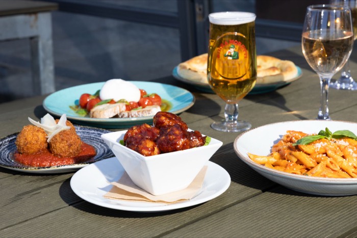Rakuda - Outside - New Menu - photography by Peaches Media