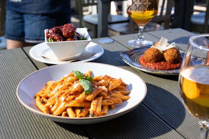 Rakuda - Outside - New Menu - photography by Peaches Media