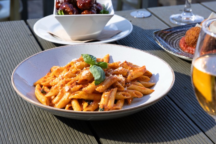 Rakuda - Outside - New Menu - photography by Peaches Media