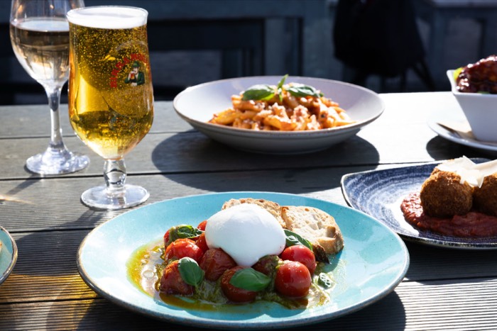 Rakuda - Outside - New Menu - photography by Peaches Media