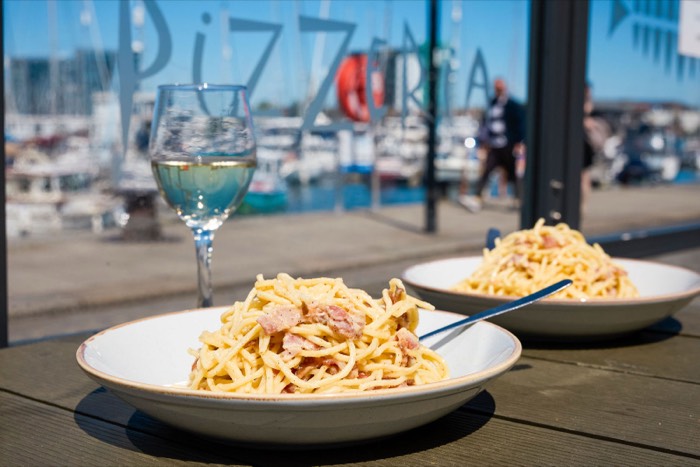 Rakuda - Outside - New Menu - photography by Peaches Media