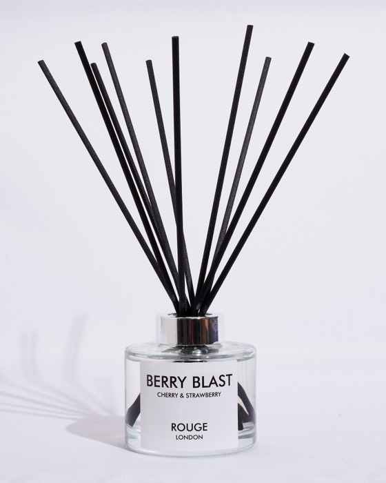 Rouge London - Berry Blast - photography by Peaches Media