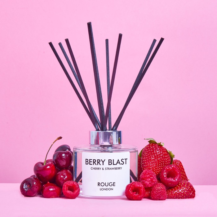 Rouge London - Berry Blast - photography by Peaches Media